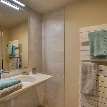 Prázdninový dům La Plaine Aux Etoiles - Maison Individuelle Avec Piscine Balneo Privative Et Jardin *
