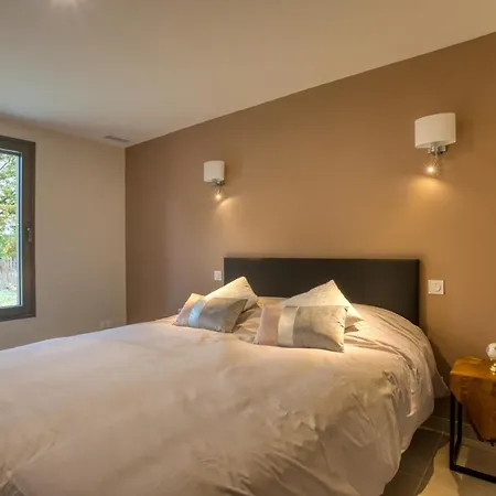 La Plaine Aux Etoiles - Maison Individuelle Avec Piscine Balneo Privative Et Jardin * Domme